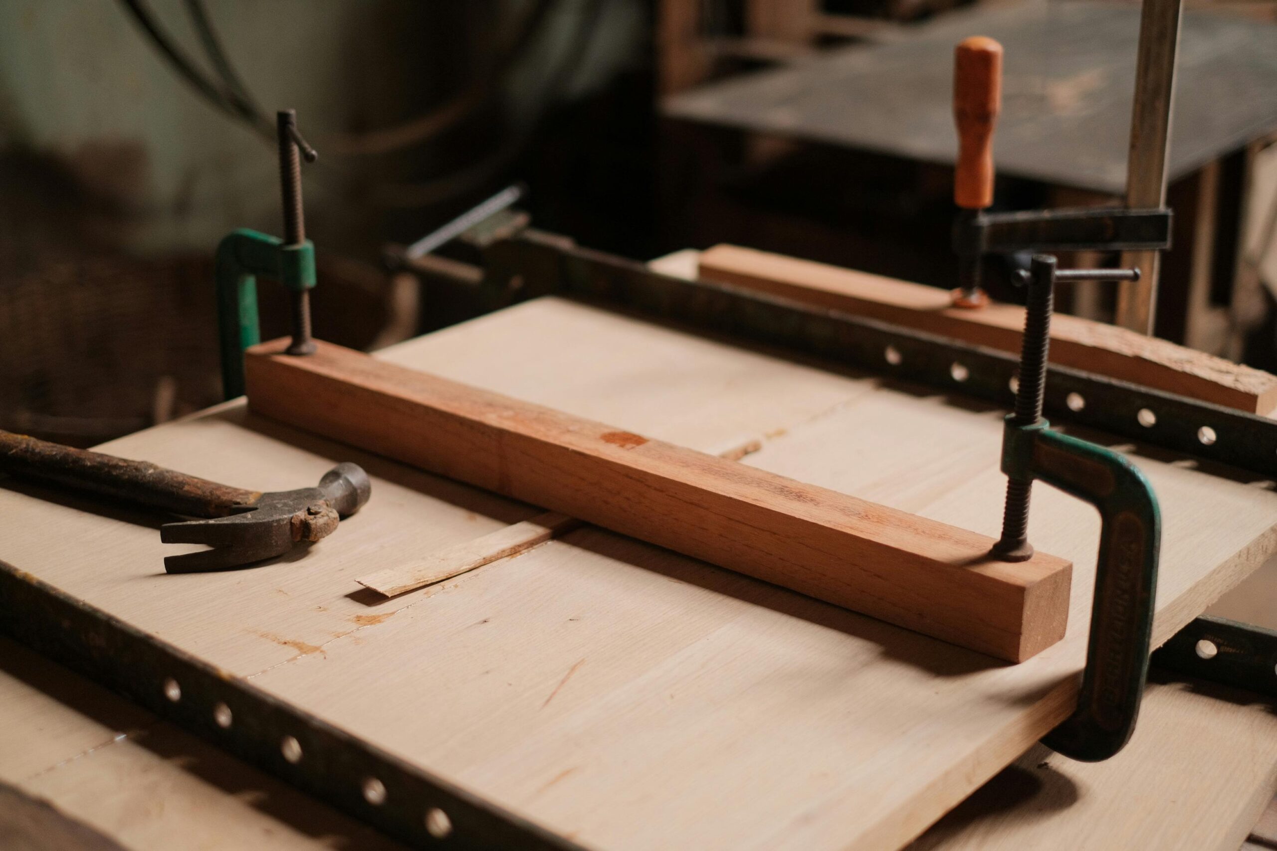 tool for clamping